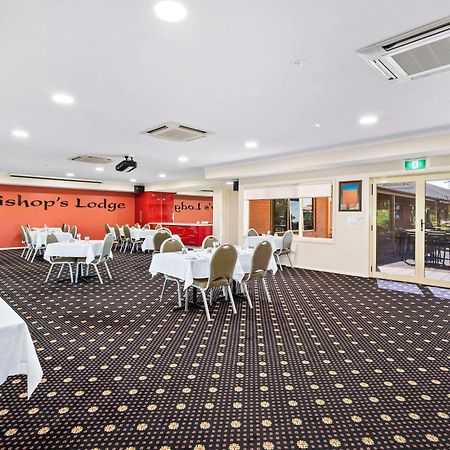 Comfort Inn Bishops Lodge Хей Екстериор снимка